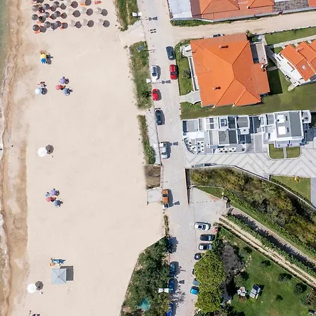 The Black Pearl Kalamítsion