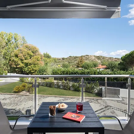 The Black Pearl Villa