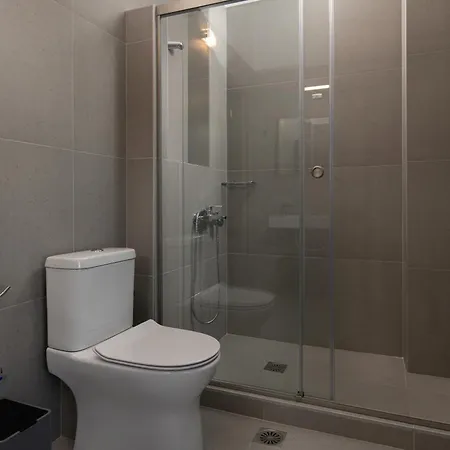 The Black Pearl Willa *