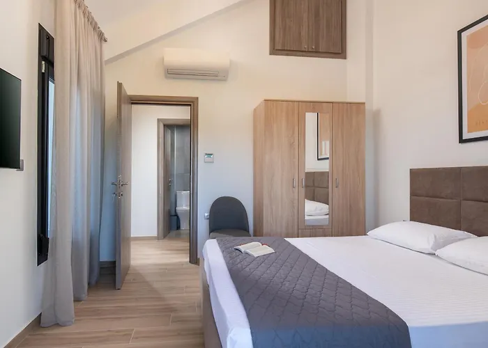 The Black Pearl * Kalamítsion