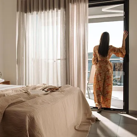 The Black Pearl Vilă