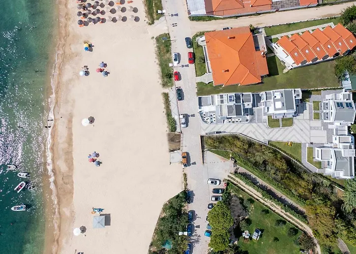 The Black Pearl Kalamítsion