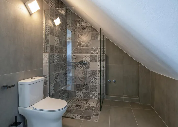 The Black Pearl Kalamítsion